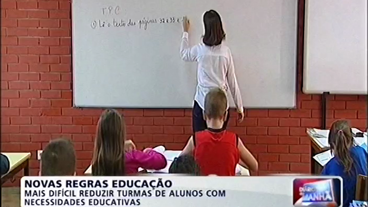 Secretário-geral da FNE critica alteração a normas para turmas com alunos NEE