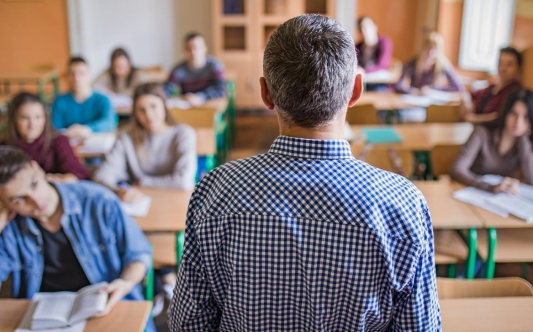 Ministério da Educação é o maior responsável pela insuficiência de professores 