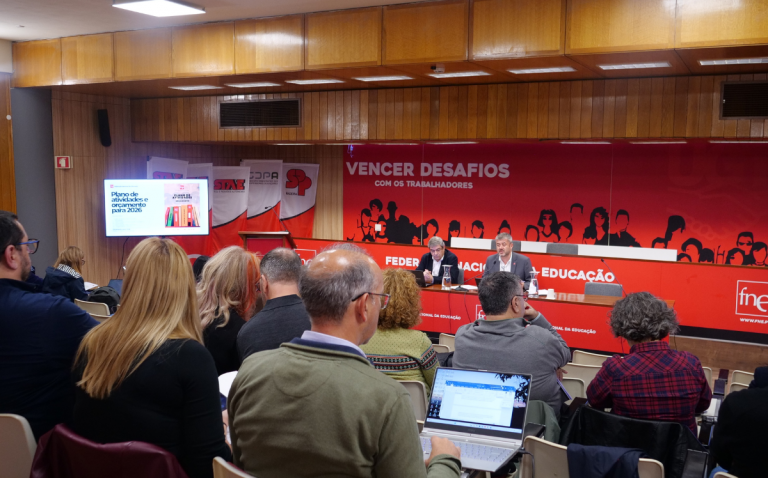 RESOLUÇÃO - Ausência de negociação  no Ensino do Português no Estrangeiro (EPE)