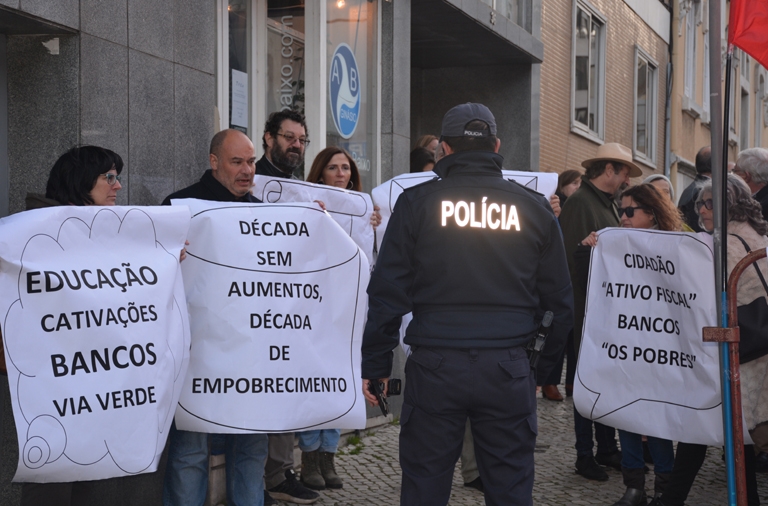 FNE/FESAP: Vigília pela justiça salarial e pelo direito de todos os trabalhadores da Administração Pública à progressão na carreira